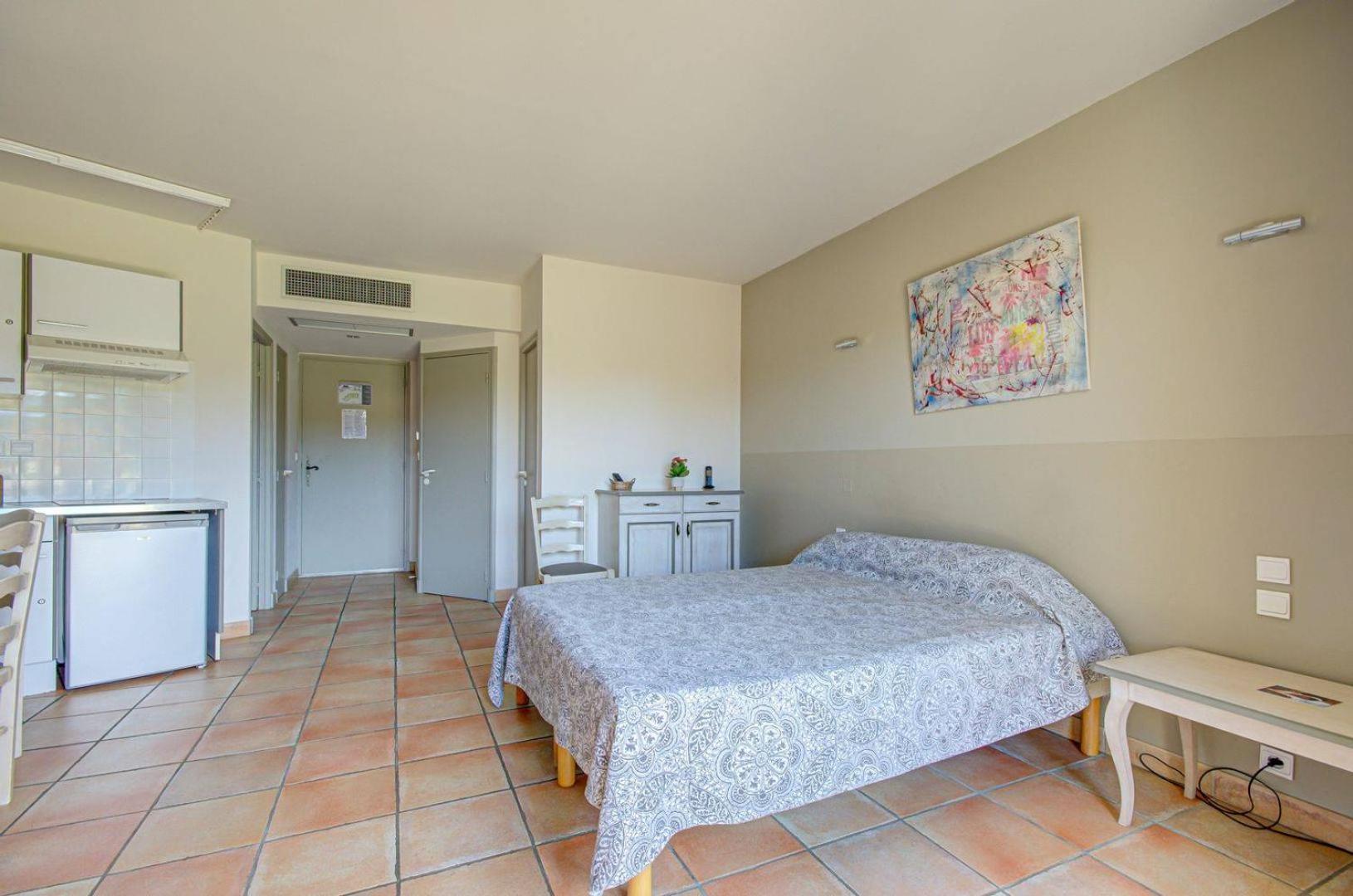 Saint-Rémy-de-Provence Les Residences De Metifiot מראה חיצוני תמונה